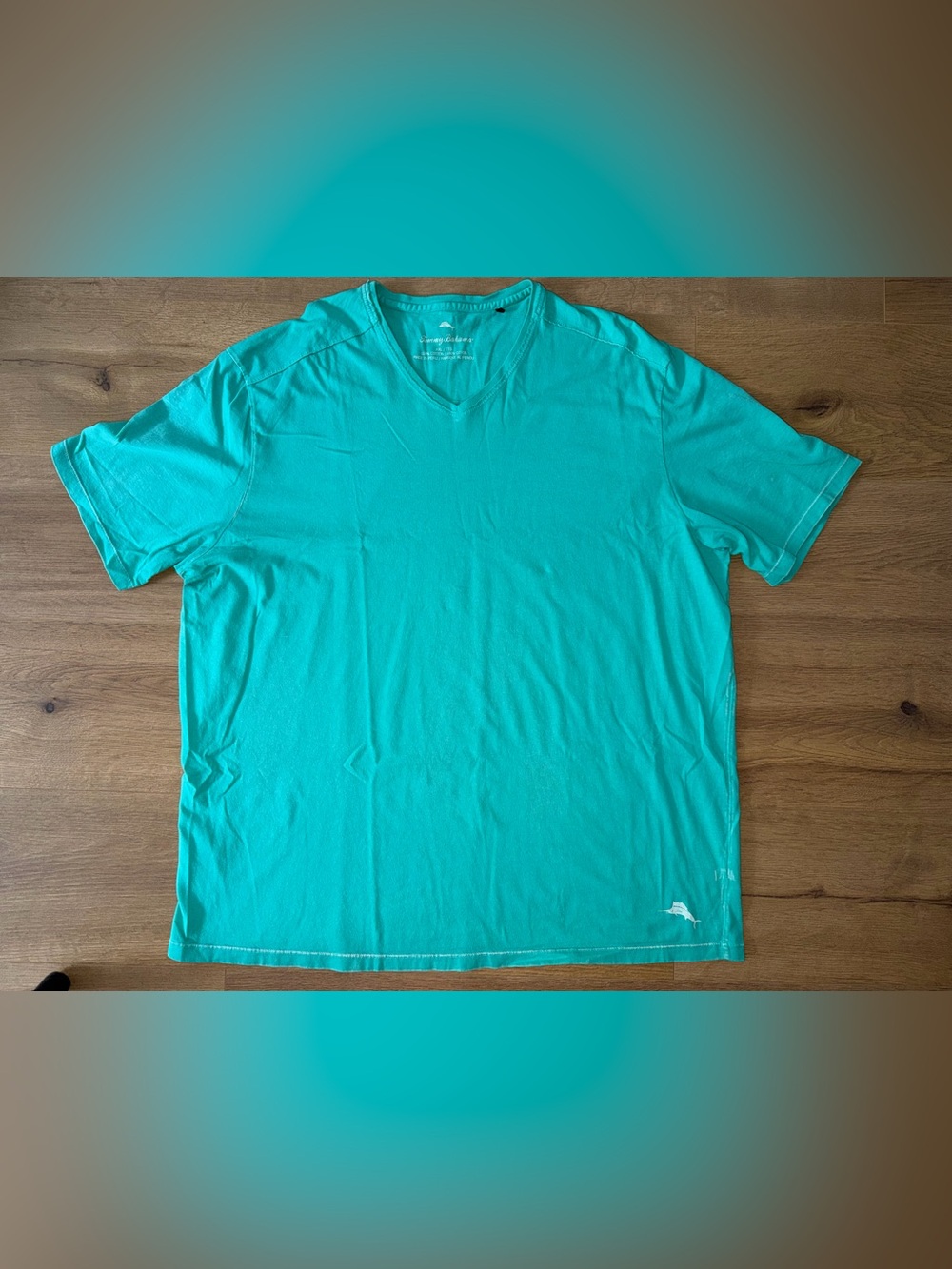 Tommy Bahama Bright Green/Teal V-Neck Short Sleeve Tee